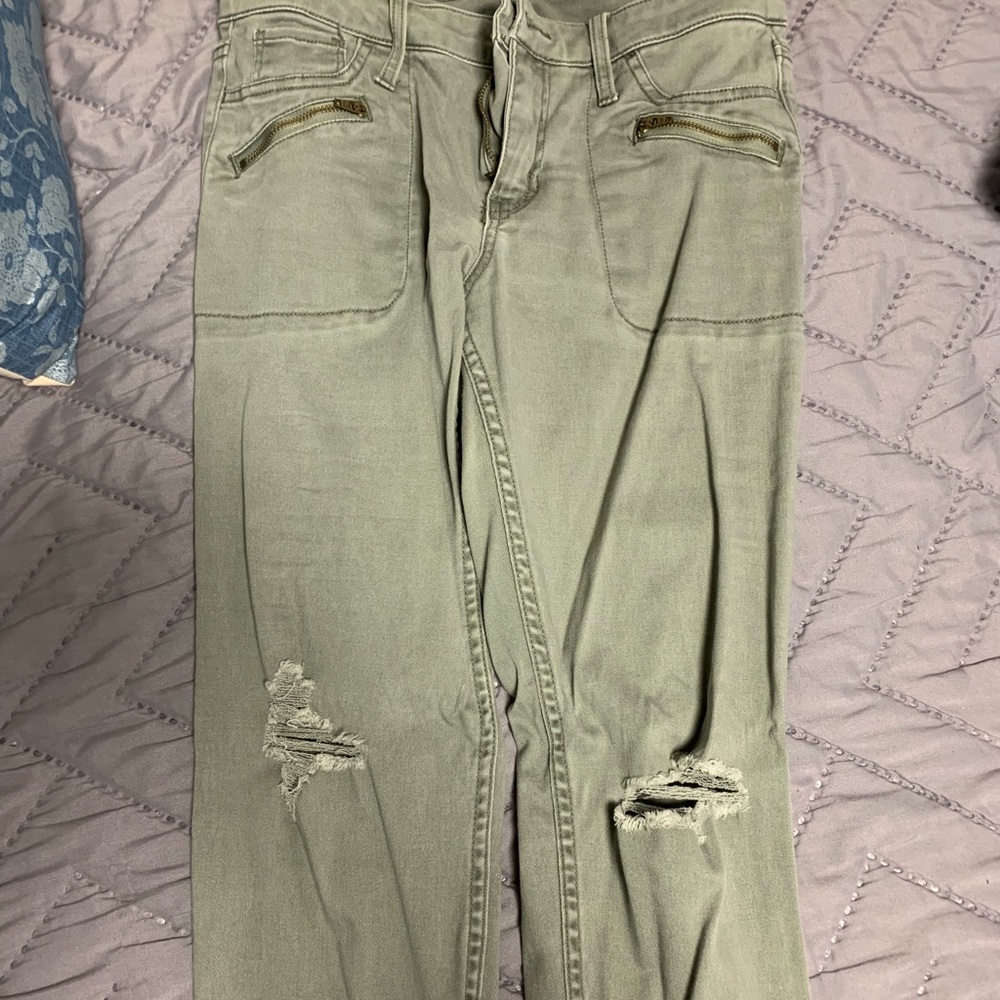 Olive jeans